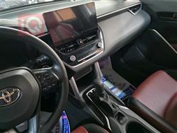 تۆیۆتا کۆرۆلا کرۆس